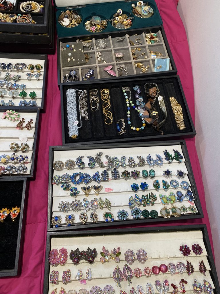 vintage costume jewelry